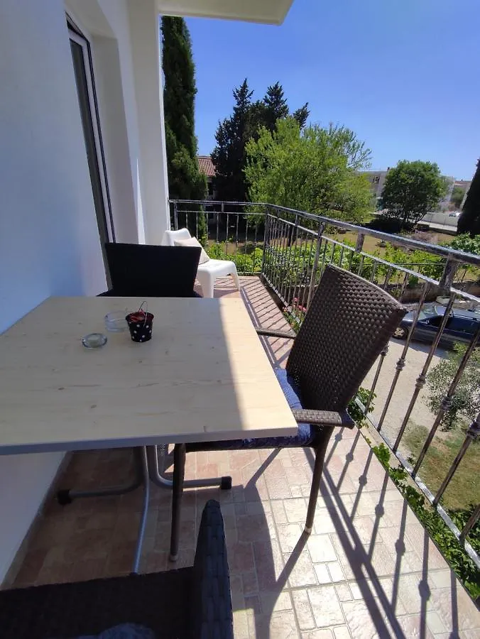 Three Lions Apartment بولا كرواتيا